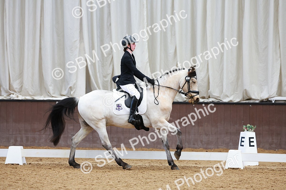 SBM_003415 - Class 11 - Novice 2