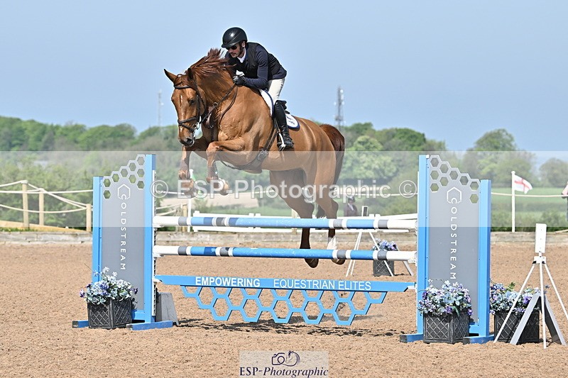 240509A-102625-00869 - Cls 8 Foxhunter