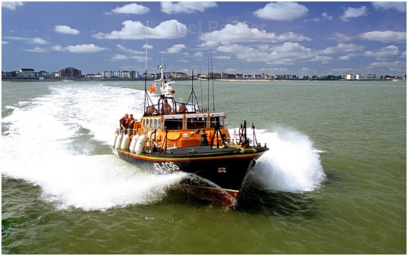 Lifeboat in Action - Lifeboats