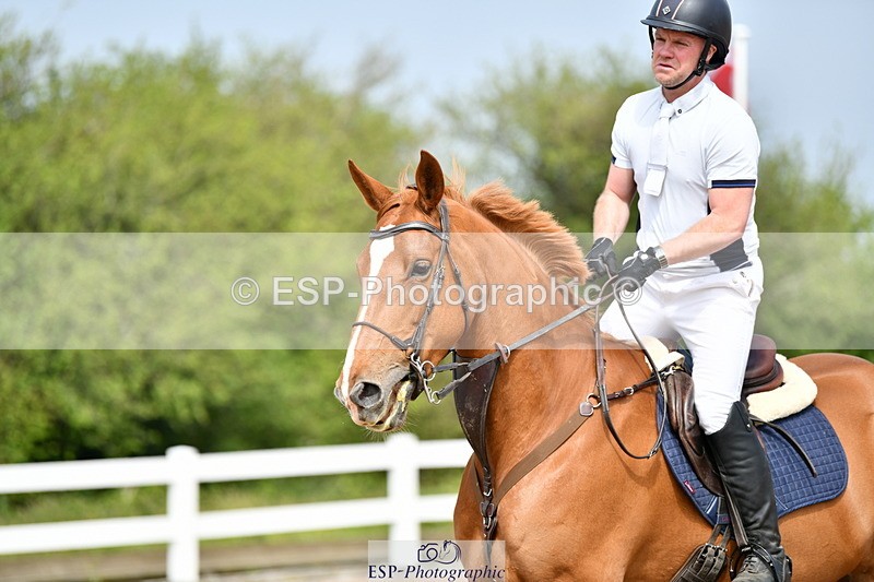 240511A-113022-12108 - Cls 29 1.05m National Am Quali