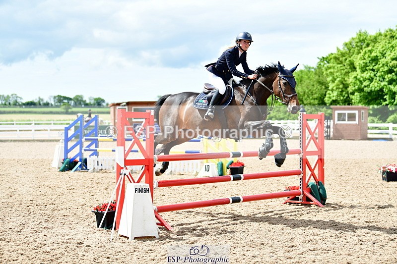 240524A-110510-02848 - Cls 23 Discovery and 1m Open