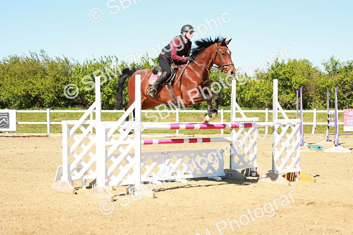 SBM_001882 - Class 5 - Senior Foxhunter - 1.20m