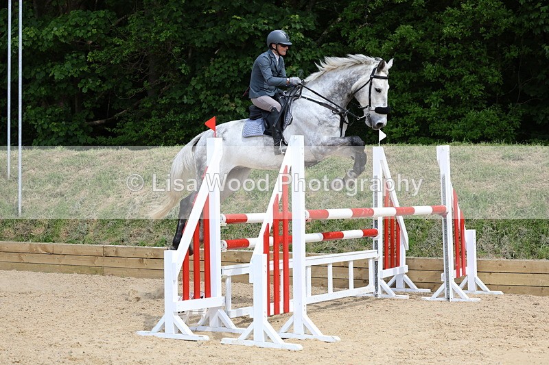 3E7A7320 - Class 7: Senior Newcomers/1.10m open