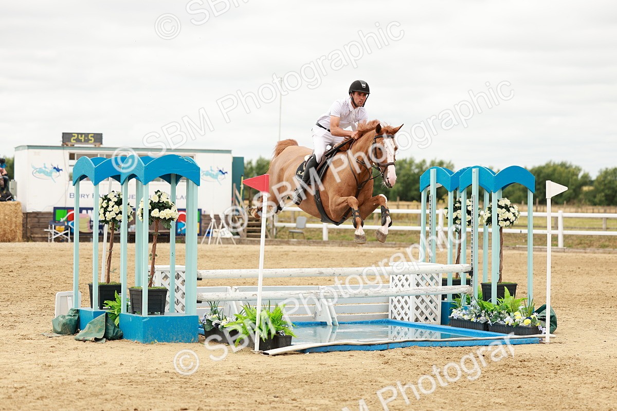 SBM_018216 - Class 21 - Senior Newcomers Championship 2d Rd