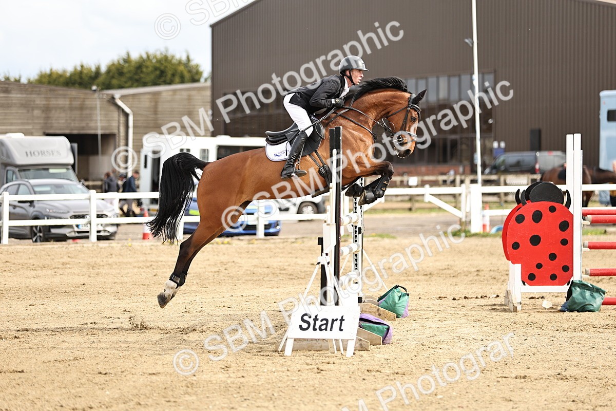 SBM_001597 - Class 5 -Senior Foxhunter - 1.20m