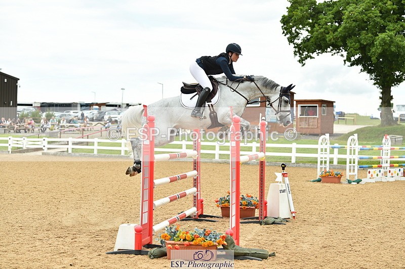 230720A-135206-03209 - Cls 21, 1 Star Gold 1.30m