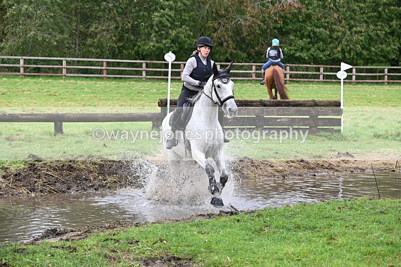 WJ6_5351 - Time at Photographer 12:17 to 12:30