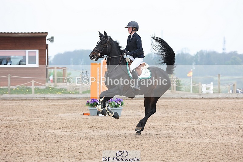 250424-125605-05642 - Cls 1 - 2 Star Small Tour