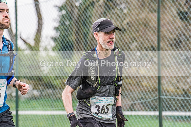 3 Peaks-3004 - The 3 Peaks Race - The Finish - Saturday 29th April 2023