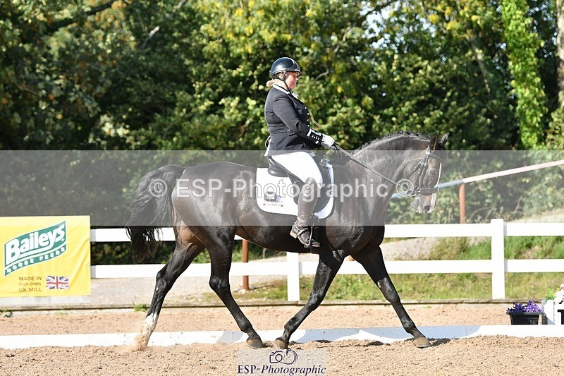 250906-155824-04522 - 057-Joanna.JohnsRockoko