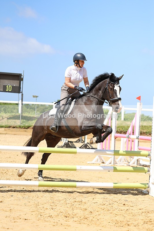 3E7A9727 - Class 8: Senior 80cm