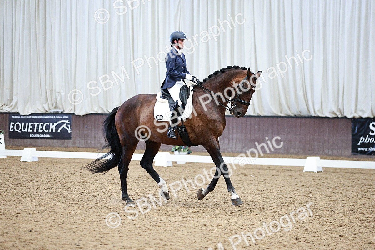 SBM_006617 - Class 16 - Advanced Medium 5 - 16.02-17.22