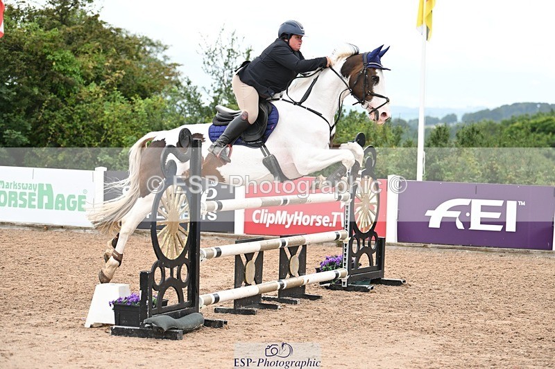 250727-143300-10888 - Cls 35 1.05m Amateur Quali