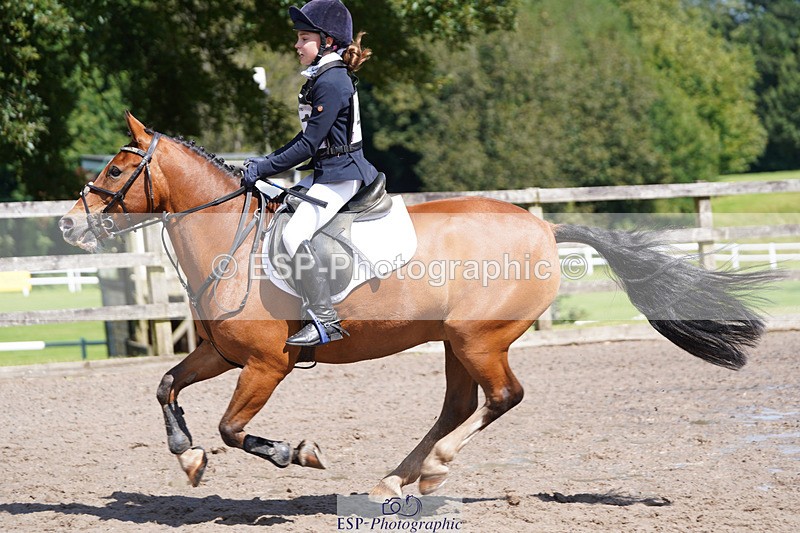 240824X-132616-27732 - 80cm Round 1 13.00 to 14.00