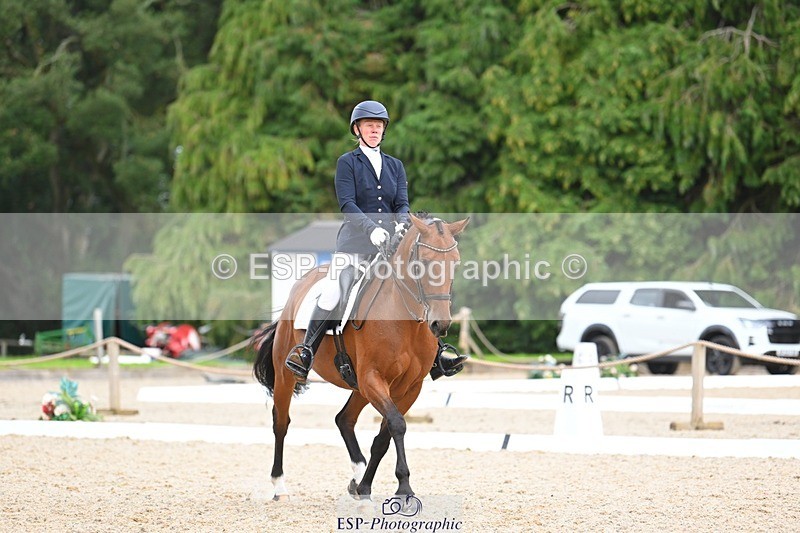 230813-172251-08648 - Cls 14 Medium Silver 16.45 to End