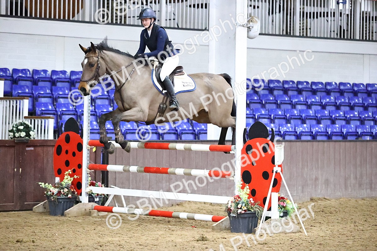 SBM_010225 - Class 25 - Equestrian Senior Foxhunter 1.20m