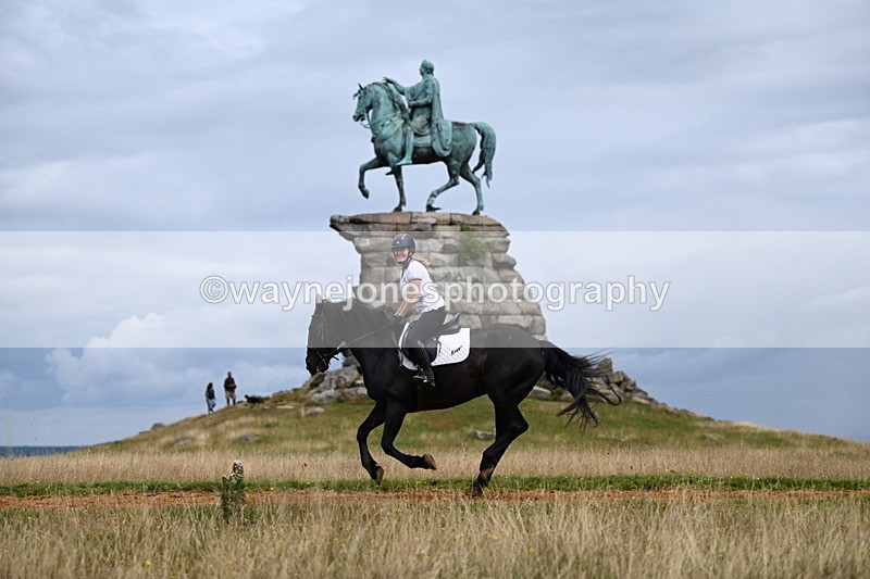 DSC_6007 - Time at Statue 12:17 to 12:44