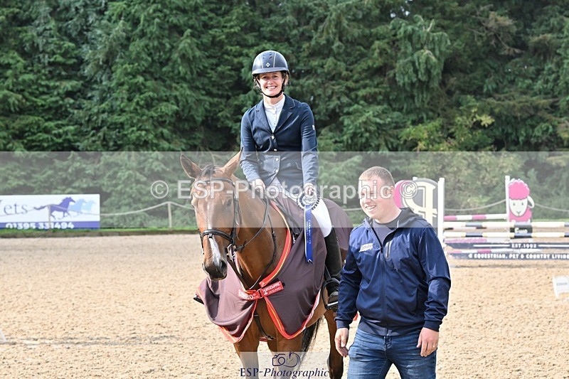 240818-093553-03421 - Cls 8A Snr British Novice