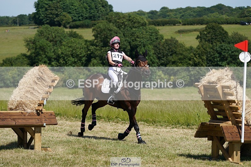 240629X-150712-3703 - 217-Catherine_Van_Randwyck-BALLYLENNON_SAMBUCA