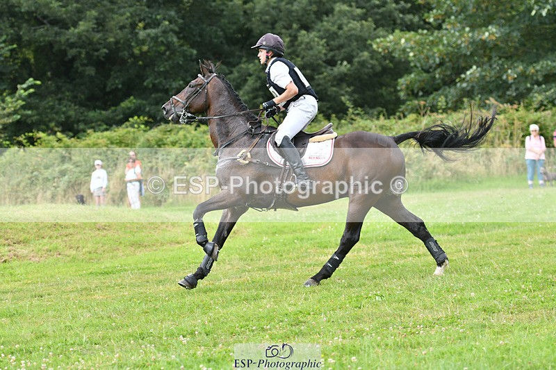 240804-110705-10537 - 409-Henri_Scanlon-PROUD_COURAGE