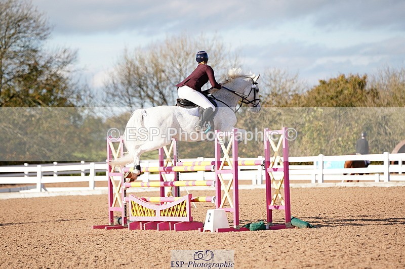 241027A-140022-03072 - SUN Cls 15-17 Children on Horses