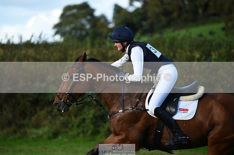 231022-144906-30274 - 327-ENSOR.VAN.HET.HELLEHOF-Francesca.Swallow-XC