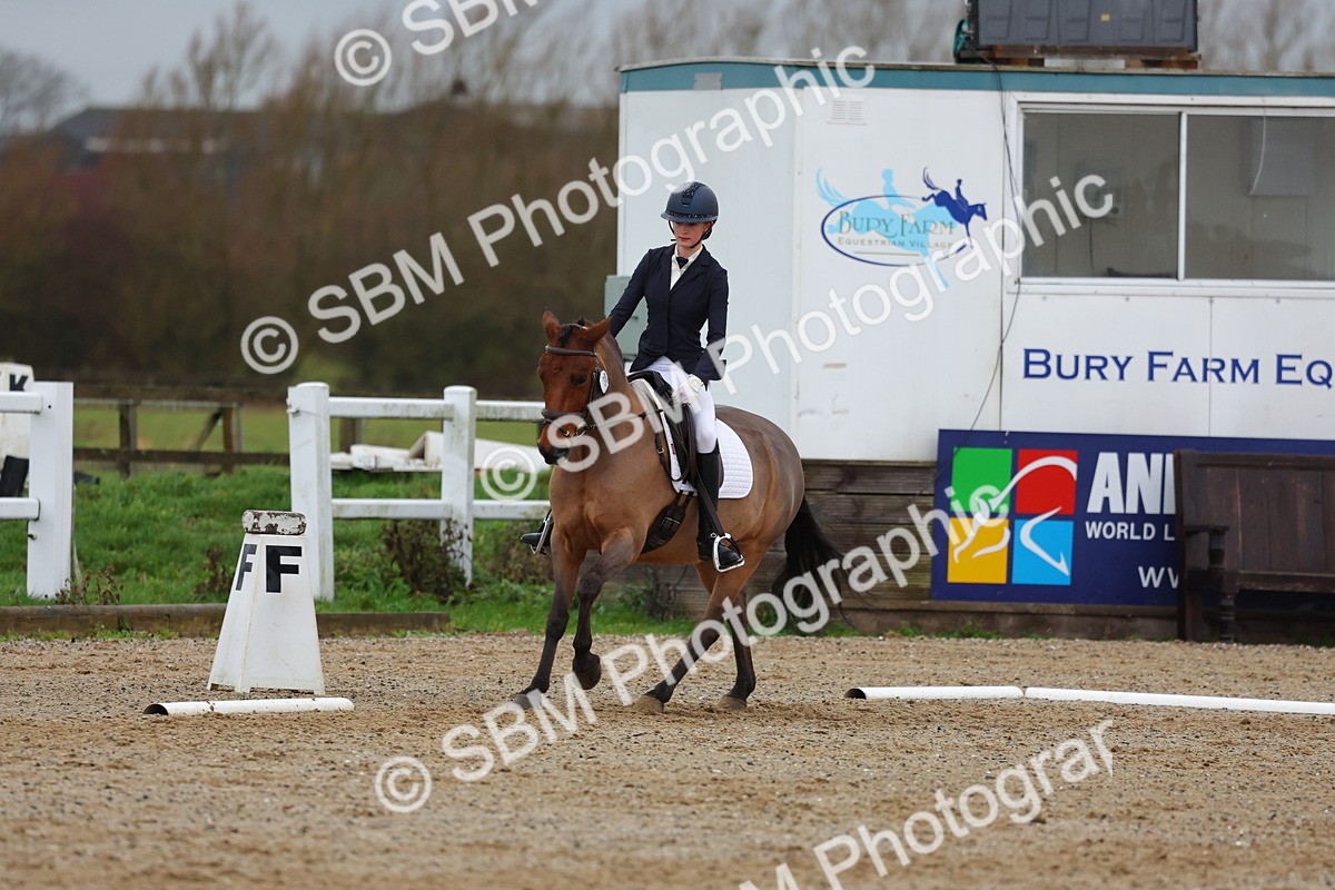 SBM_003070 - Class 6 - Novice 4