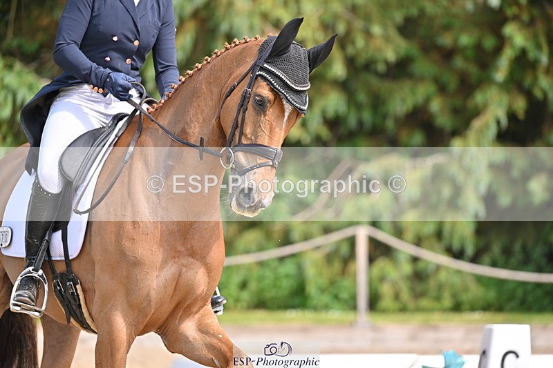 250523A-152845-07527 - B-370-Emma.Hyslop-Webb-KBS.TIME.TRAVEL