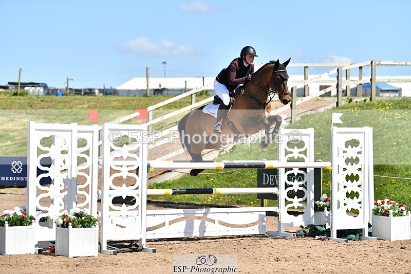 240420A-122702-10970 - Cls 3, 2 Star Small Tour 1.30m