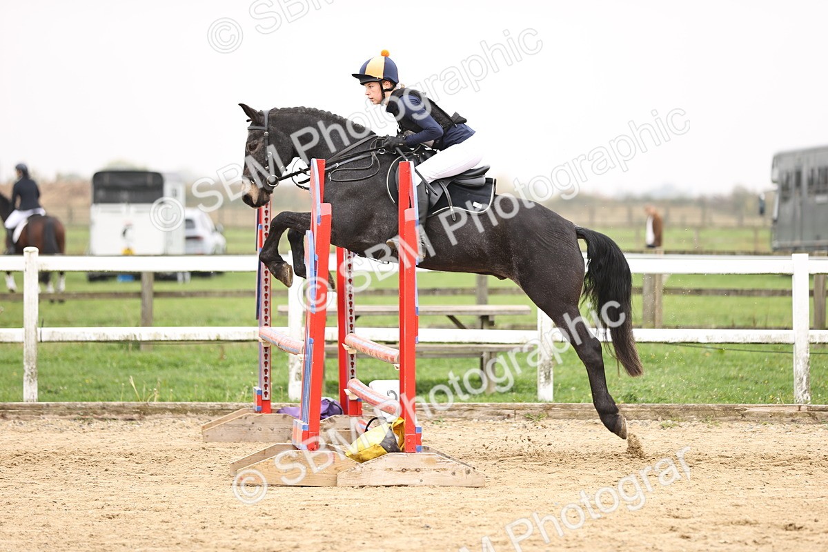 SBM_002008_Class 2 - 80cm - Customer Cart - Rachel