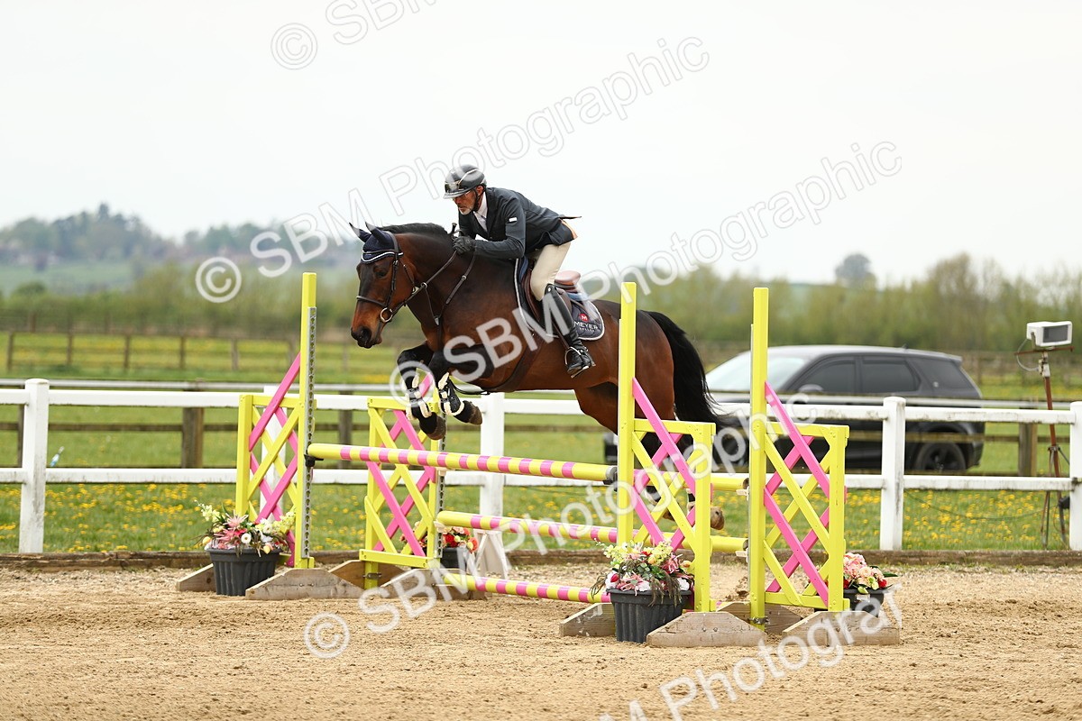 SBM_000939 - Class 3 - Senior Discovery 1m