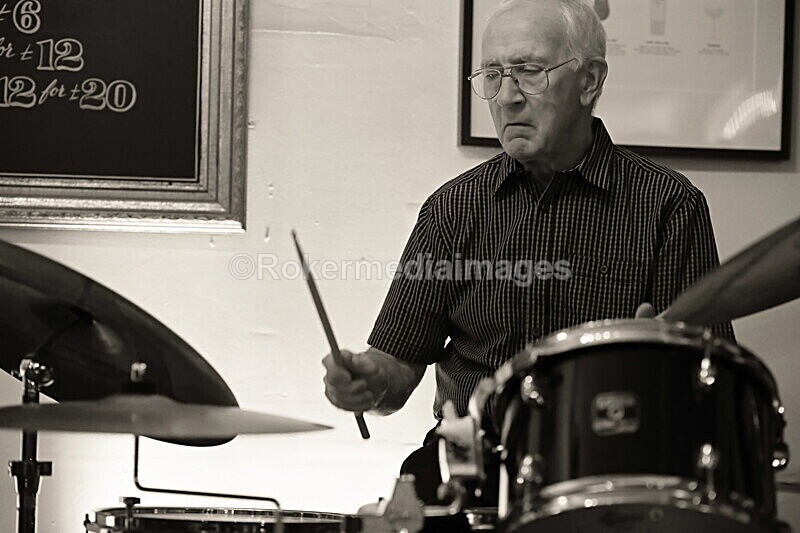 ROD-43 - Rod Kelly Trio