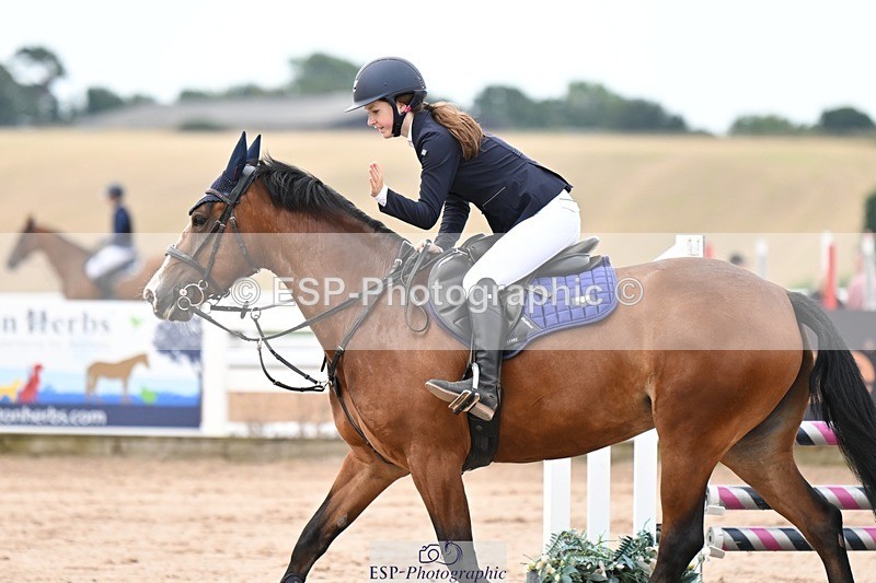 250727-084926-08618 - Cls 31 British Novice and 90cm