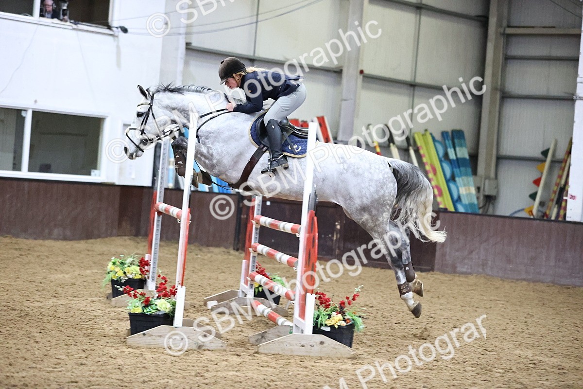 SBM_005333 - Class 17 - Senior Newcomers 1.10m