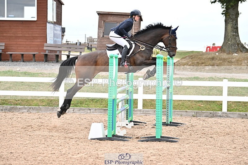 250820B-134448-00784 - Cls 6 Foxhunter and 1.20m Open