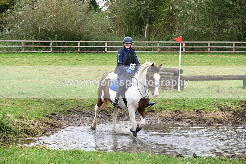 WJ6_7646 - Time at Photographer 13:23 to 13:49