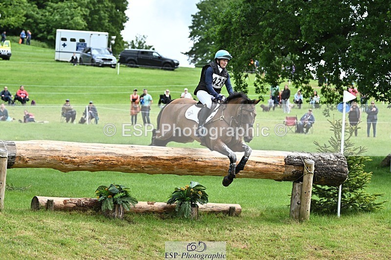 240526-114811-20699 - 428-COOLEY_SNAPCHAT-Selina_Milnes