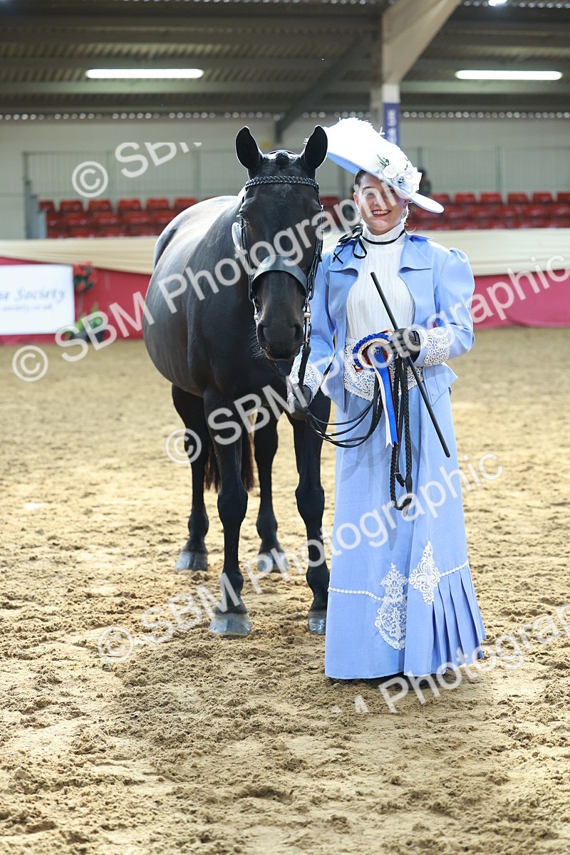 SBM_12141 - Class 103 - IH Costume