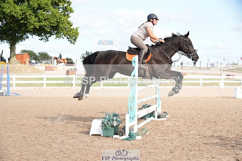 250726-175317-08118 - Cls 24 Snr Newcomers