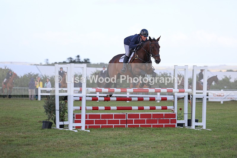 3E7A4832 - Class C1: Showjumping Senior Newcomers/1.10m open