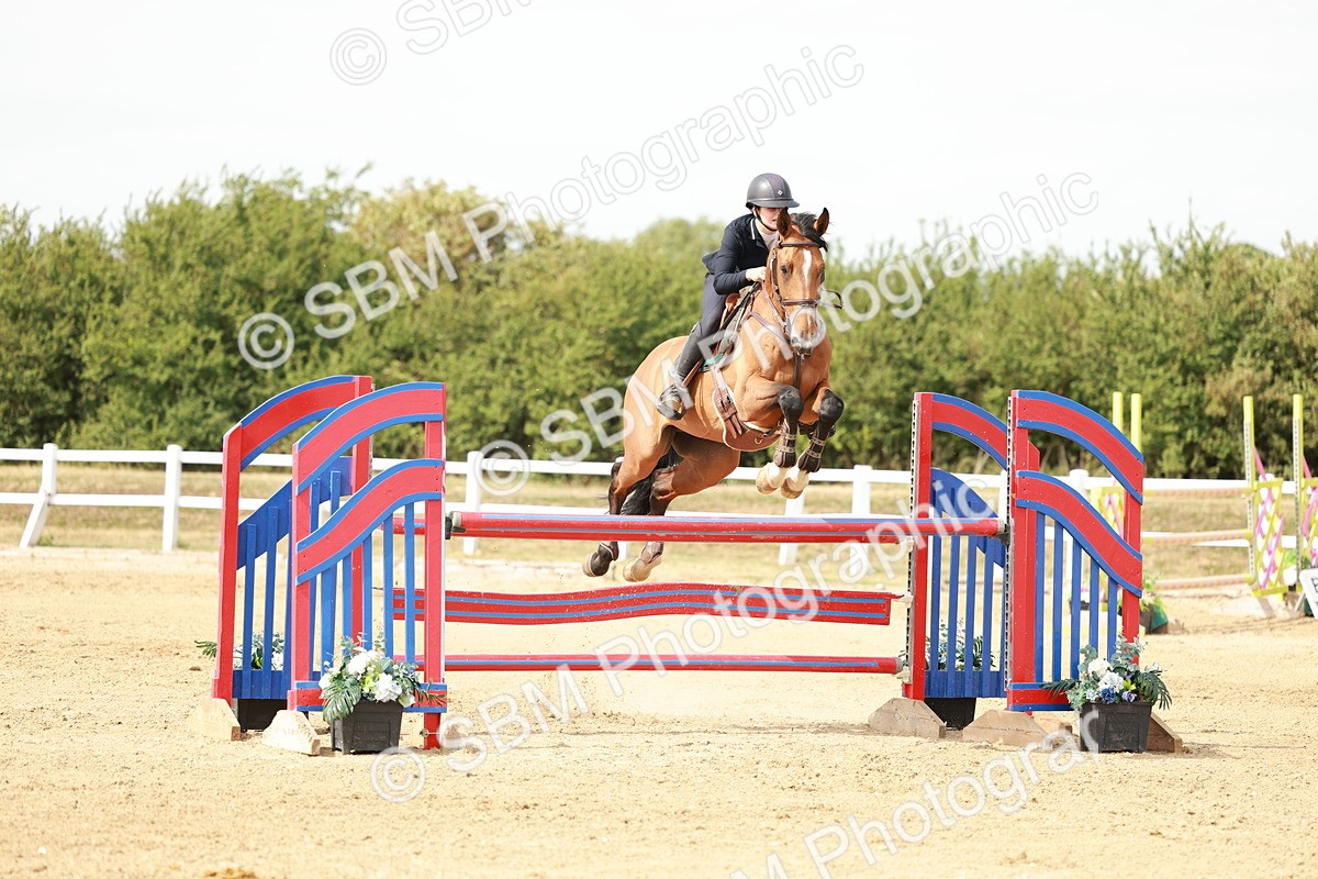 SBM_008218 - Class 4 - Senior Foxhunter - 1.20m Open