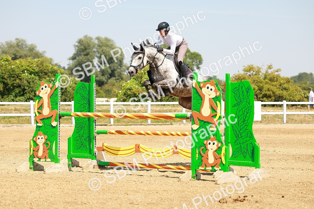 SBM_001976 - Class 5 - Senior Foxhunter - 1.20m
