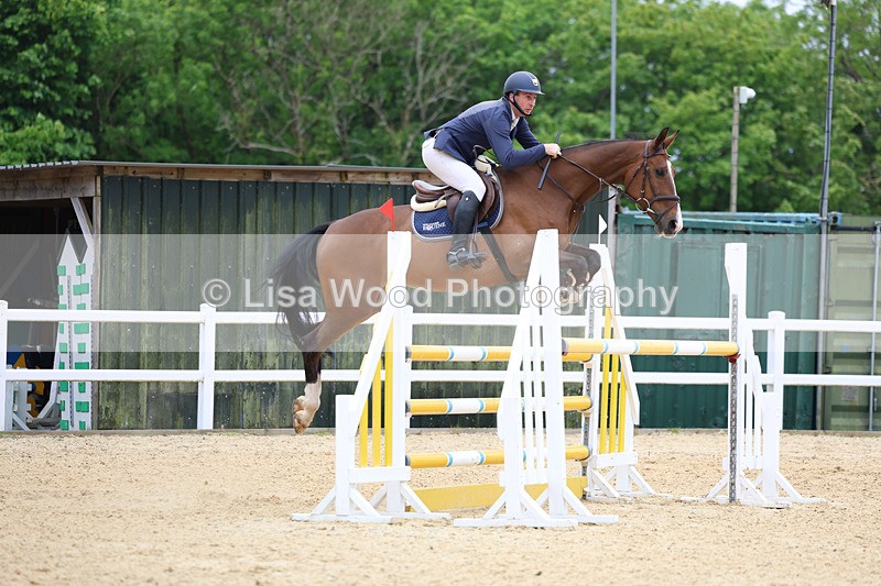 3E7A9522 - Class 9: Senior Foxhunter/1.20 open