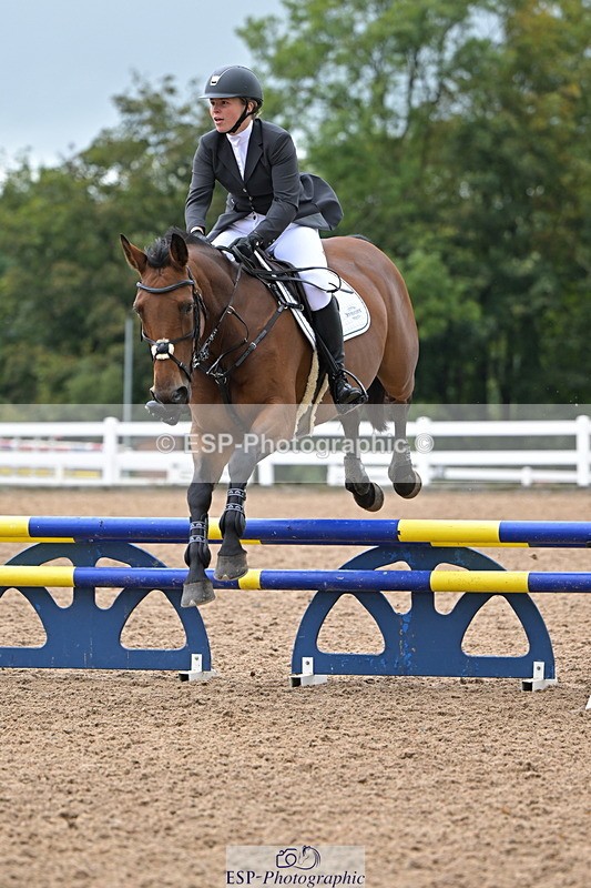 240925A-110331-00182 - Cls 1 British Novice and 90cm Open