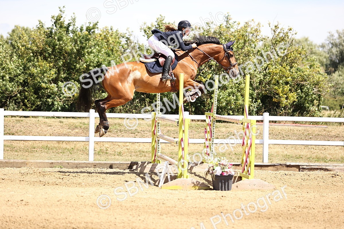 SBM_010132 - Class 9 - Senior Foxhunter - 1.20m Open