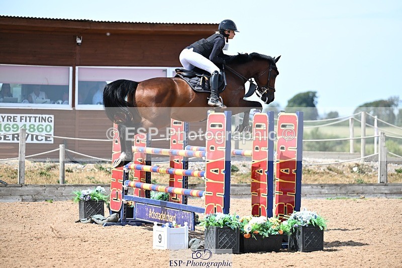 260802-130547-10973 - Cls 51 Chard 5 year olds Jump Off