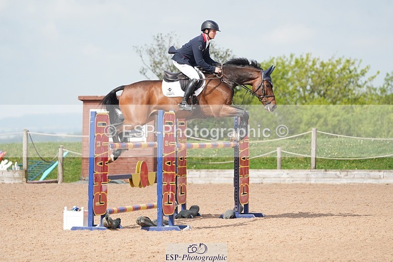 260508-101152-04801 - Cls 12 Snr Foxhunter