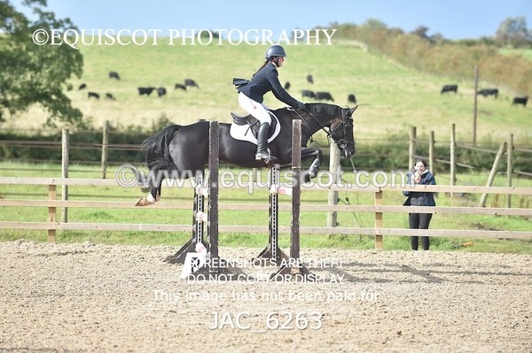 JAC_6263 - CLASS 9 SAT Pony Foxhunter/ 1.10m Open