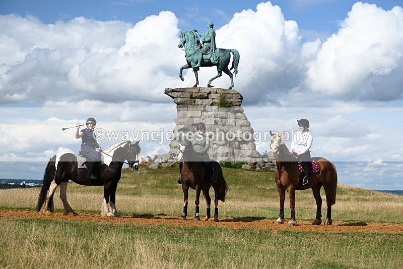 DSC_0252 - Time at Statue 15:58 to 16:05