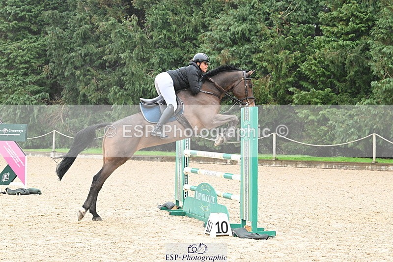 250215A-130904-00876 - Cls 4 Newcomers and 1.10m Open